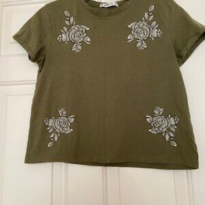 FB SISTER Teens Top sz S Olive Green Embroidered